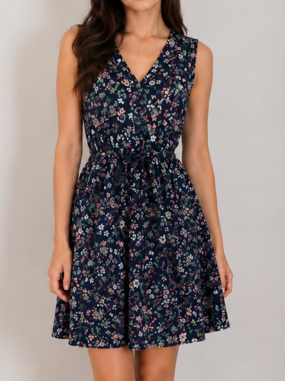 Gap Woman Floral V-Neck Sleeveless Dress in Navy size s 100% Cotton